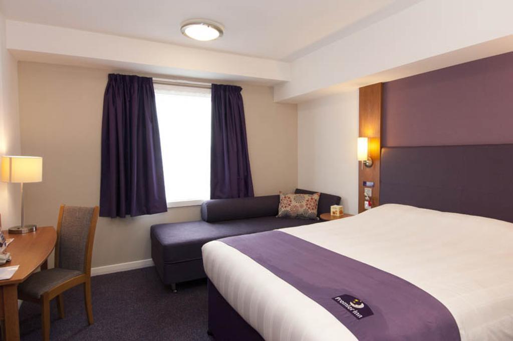 Premier Inn Rugby North - M6 Jct 1 Exterior photo