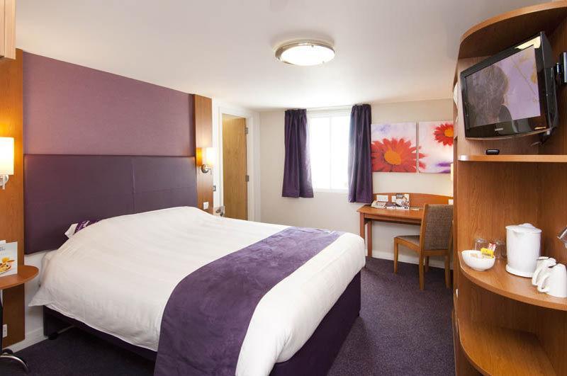 Premier Inn Rugby North - M6 Jct 1 Exterior photo